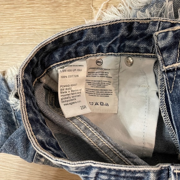 AG Jeans Sadie High Rise Short Size 25 - Picture 4 of 5